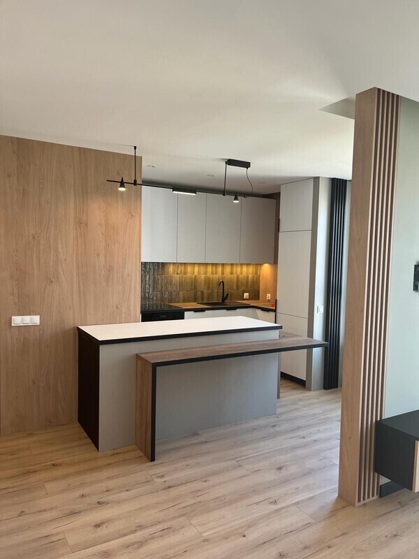 Elbląg Wynajmę mieszkanie na Starym Mieście w Elblągu na ul Bednarskiej 3 piętro z windą oraz klimatyzacją. 