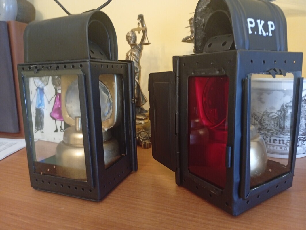 Elbląg sprzedam 2szt lampy konduktorskie karbidowe po renowacji atrakcyjny wygląd do kolekcji lub wystroju wnętrza