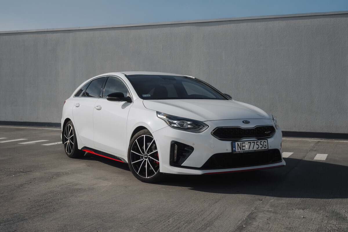 Elbląg Kia ProCeed 1.6 GT 204 KMAuto zakupione w polskim saloniePierwszy właściciel, bezwypadkowyRejestracja