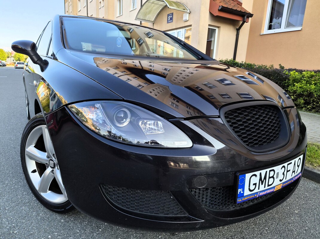 Elbląg Seat Leon 2008Rok 1,9TDI 110KM Duże Dotykowe Radio Kamera Hak Klima Tuba Elektryczne Szyby i Lusterka Abs Duże