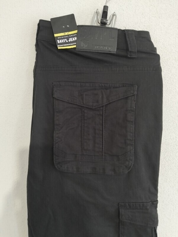 Elbląg Spodnie JEANS dł. 112cm. obw. 92cm. wzr. 182cm. - 70zł.
Kurtka skórzana, VOLCANO dł. 70cm. obw. 120cm. zwr.