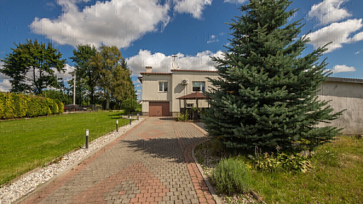 Elbląg * * * ABC NIERUCHOMOŚCI * * *DOM JEDNORODZINNY, WOLNOSTOJĄCY W OTOCZENIU PRZYRODYpow. 185&nbsp;m2 na działce 2