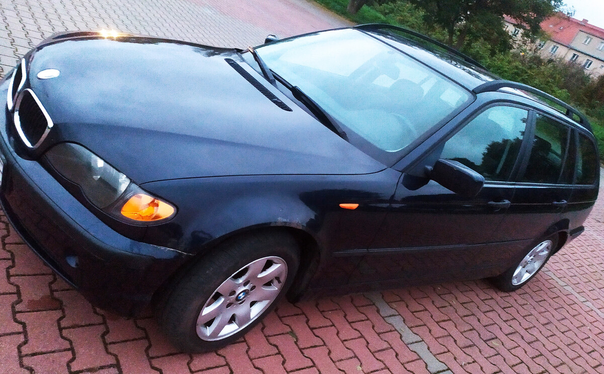 Elbląg Sprzedam BMW E46 318i benzyna 2litry kombi szyberdach