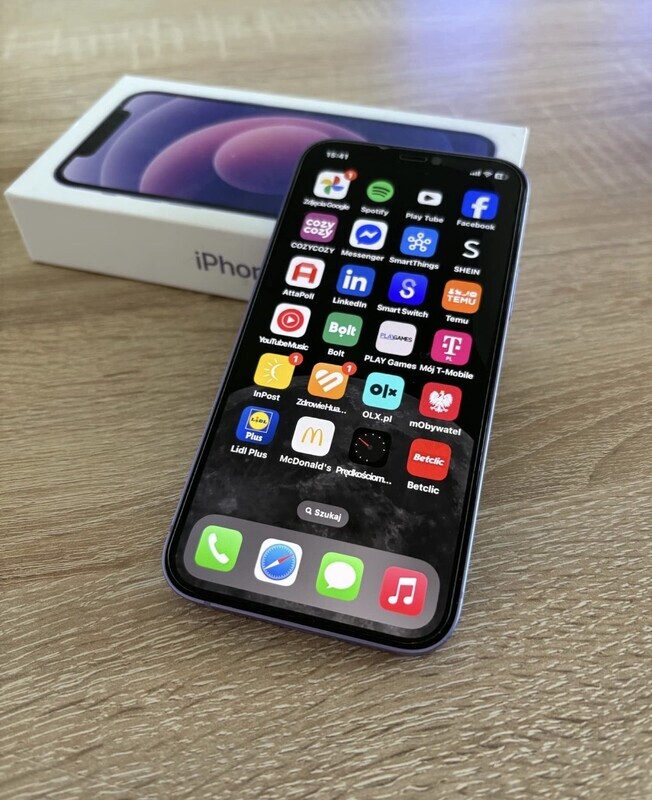 Elbląg Sprzedam iPhone 12 kondycja baterii 89.
Cały czas noszony był w etui i miał naklejone szkło hartowane nie ma