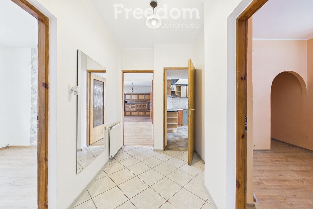 Elbląg FREEDOM NIERUCHOMOŚCISprzedam dom - Sztum. Na sprzedaż bliźniak w ścisłym centrum Sztum, położony w