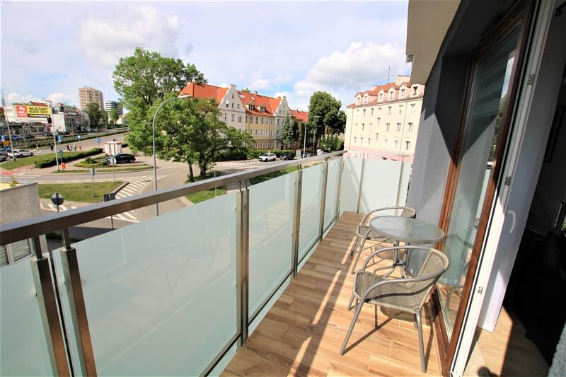 Elbląg NIERUCHOMOŚCI ANNA KRASZEWSKA Mieszkanie do wynajęcia w apartamentowcu w centrum miasta ul.