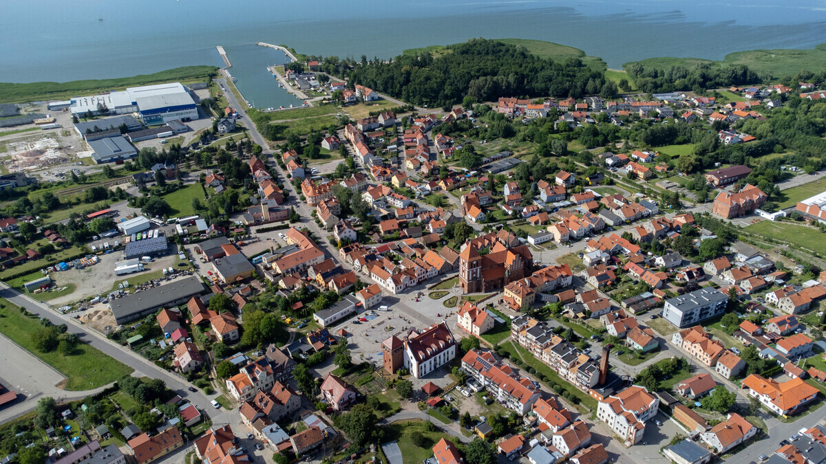 Elbląg TO MY SPRZEDAJEMYNIERUCHOMOŚCI W TYM MIEŚCIEBIURO NIERUCHOMOŚCIAMERICAN HOMEFOR SALE - POSIADŁOŚĆ - TOLKMICKO