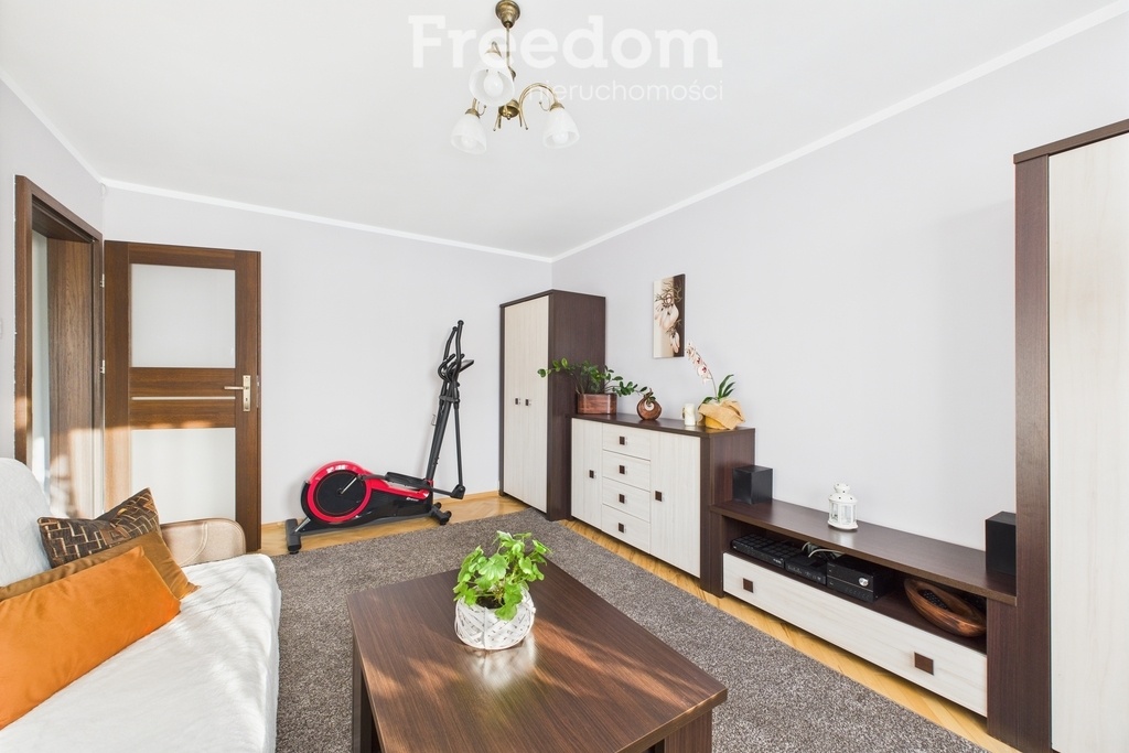 Elbląg FREEDOM NIERUCHOMOŚCISprzedam mieszkanie - Morąg, Kujawska. Na sprzedaż przestronne mieszkanie o