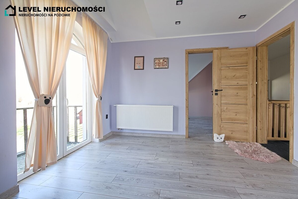 Elbląg LEVEL NIERUCHOMOŚCI Duży dom pod Elblągiem Krzewsk NIERUCHOMOŚCI NA POZIOMIE