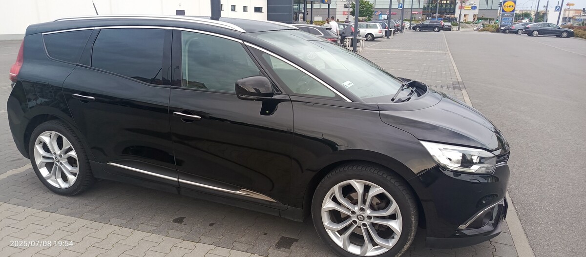 Elbląg Sprzedam Renault Grand Scenic IV z 2018 z silnikiem  1.5 dCi. 
Auto w moim posiadaniu ponad 4 lata. 
Z