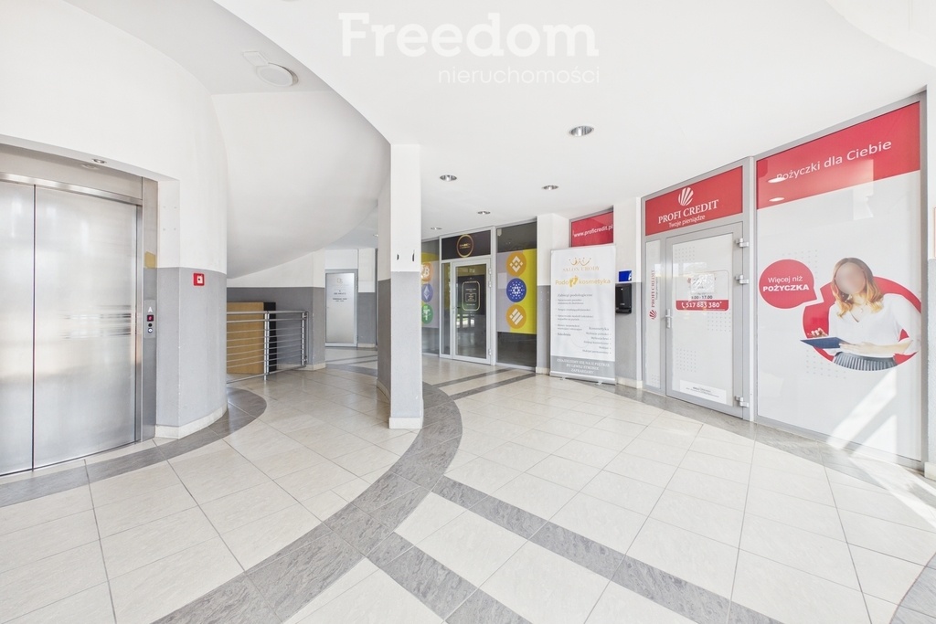 Elbląg FREEDOM NIERUCHOMOŚCISprzedam lokal użytkowy - Elbląg, Plac Dworcowy. Na sprzedaż lokal użytkowy o powierzchni