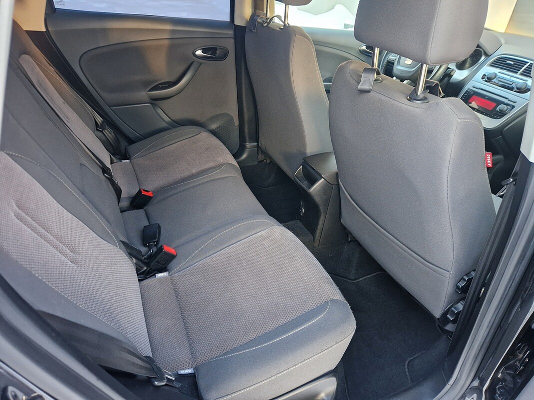 Elbląg Seat Altea po liftingu 1.4benz 125KMPo pełnym serwisiePełna Opcja wyposażeniaSprowadzony2011