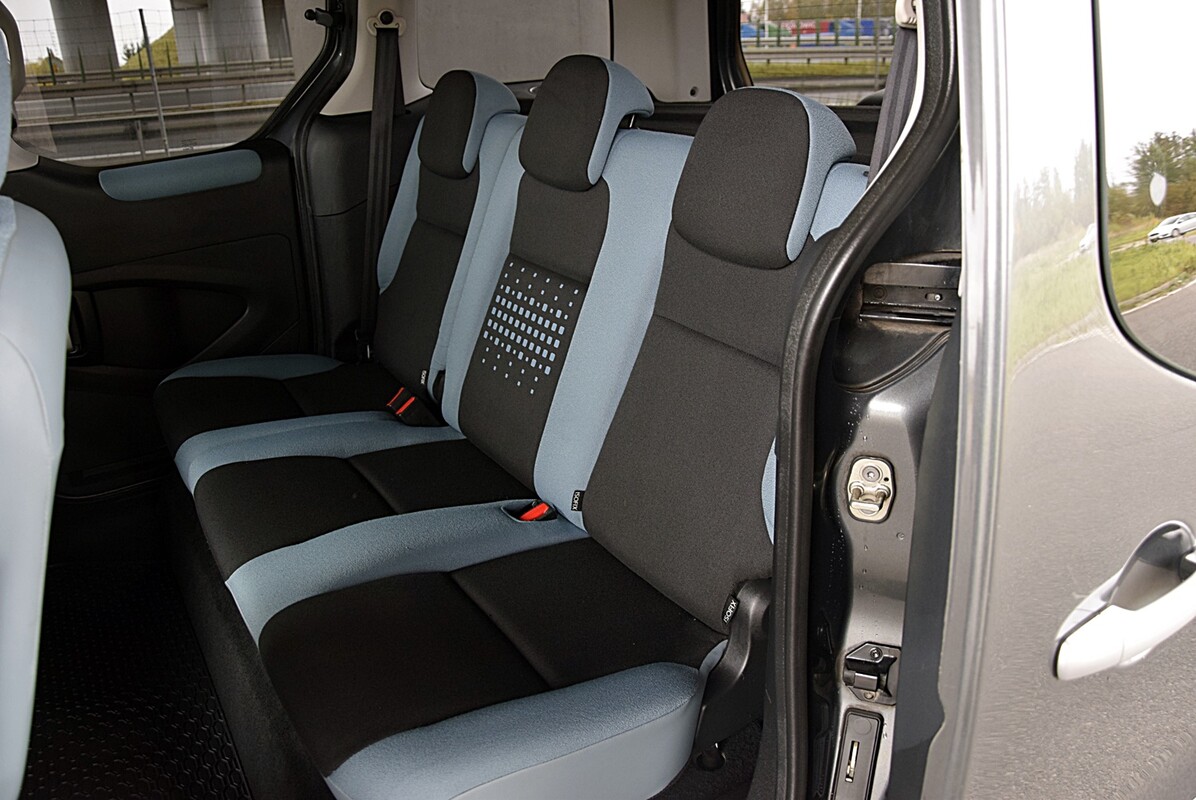 Elbląg Citroen Berlingo 1.6 Diesel, 2014 rok. Przestronne wnętrze. Zamiana. Auto w wersji osobowej – bardzo