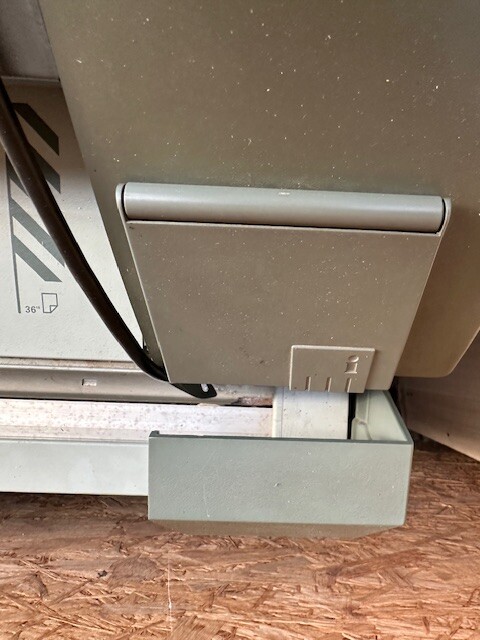 Elbląg Océ 9400 – drukarka wielkoformatowa + skaner + zapas papieru Sprzedam zestaw Océ 9400 do