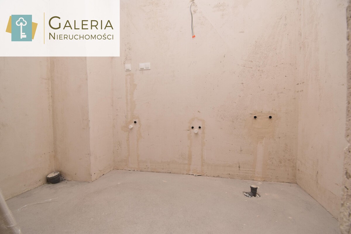 Elbląg GALERIA NIERUCHOMOŚCIZ pasji i miłości do nieruchomościNa sprzedaż: Trzy pokoje, stan
