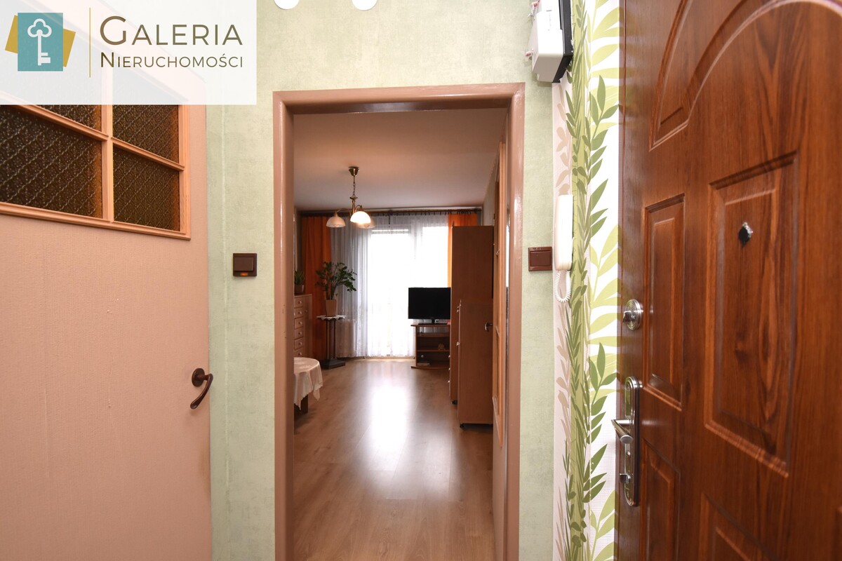 Elbląg GALERIA NIERUCHOMOŚCIZ pasji i miłości do nieruchomościNa sprzedaż: Trzypokojowe mieszkanie na drugim piętrze