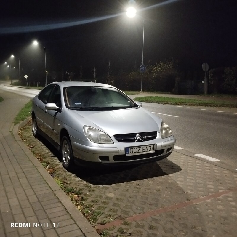Elbląg Sprzedam w Bogatej Wersji - EXCLUSIVE - Zadbanego CITROENA C5 - Limuzyna, 2.0 Benzyna, 138 KM.
Kolor - SREBRNY
