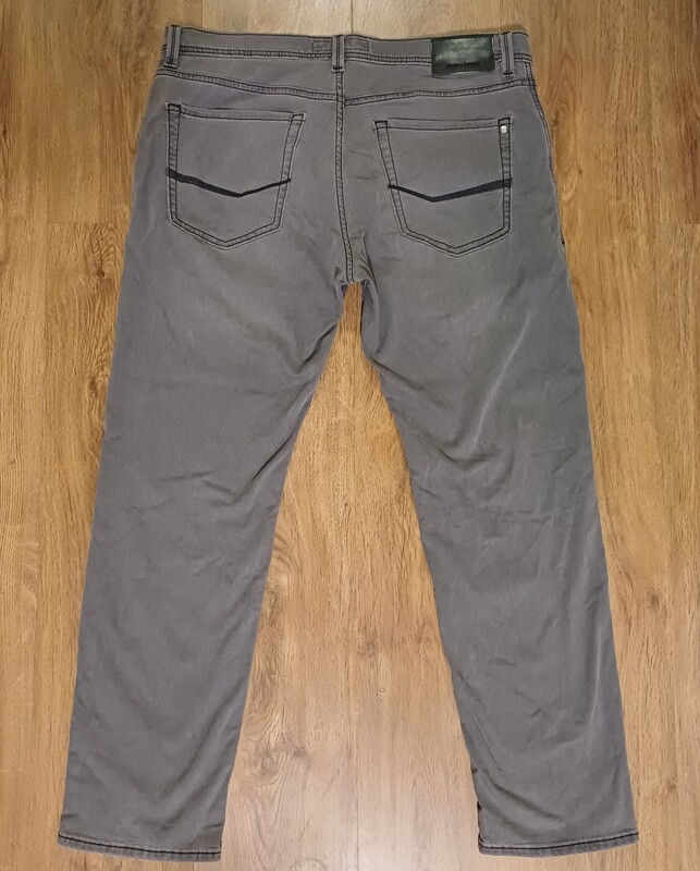 Elbląg Spodnie męskie PIERRE CARDIN Lyon Tapered kolor Sharkgray rozmiar L XL stan doskonały, jak nowy (na Amazon 313