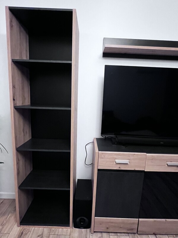 Elbląg Meble do salonu komoda półka bieliźniarka regał Aviles