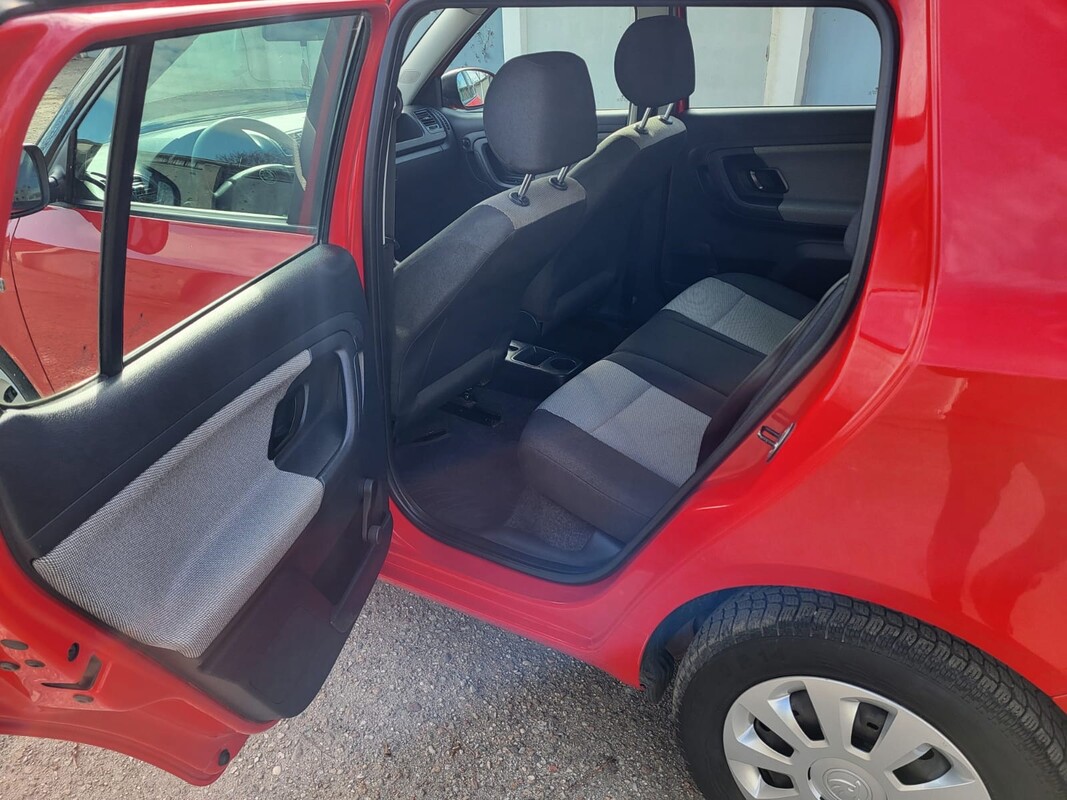 Elbląg Sprzedam Skoda Fabia 1.2 benzyna 2010 rok z przebiegiem 95 tyś km