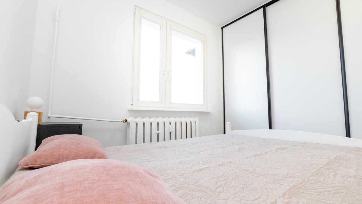 Elbląg TO MY SPRZEDAJEMYNIERUCHOMOŚCI W TYM MIEŚCIEBIURO NIERUCHOMOŚCIAMERICAN HOMEWYNAJMĘ - 2 POKOJE -