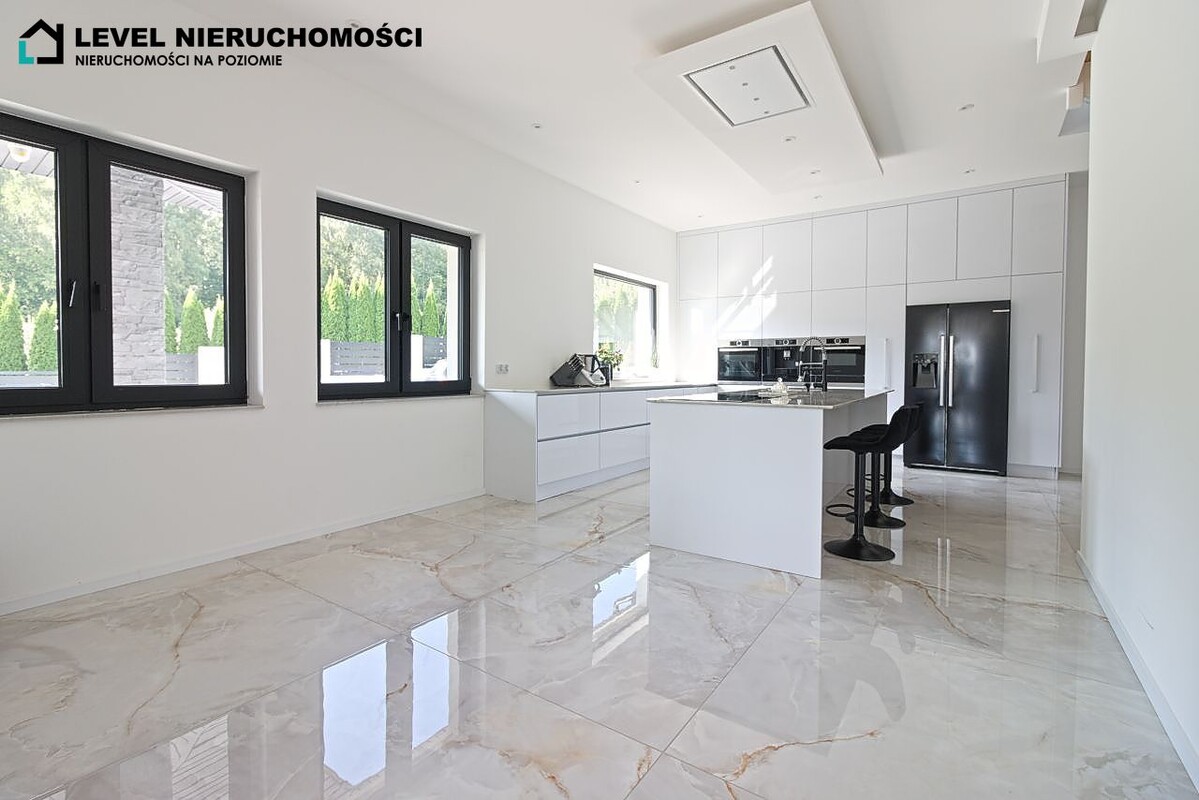 Elbląg LEVEL NIERUCHOMOŚCI Nowoczesny dom pod ElblągiemMyślęcin259,10 m2 NIERUCHOMOŚCI NA POZIOMIE