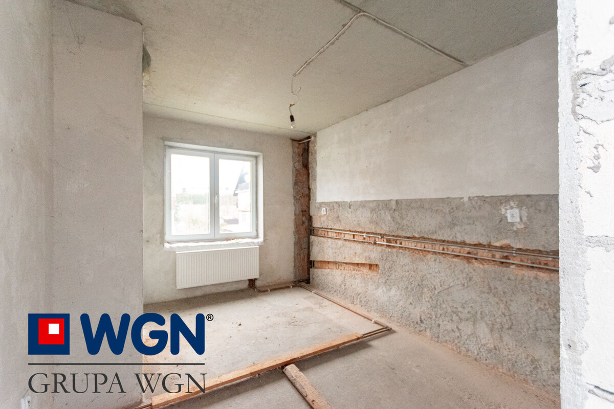 Elbląg WGN Nieruchomości oddział Elbląg przedstawia Państwu dom w zabudowie szeregowej z lokalem użytkowym o