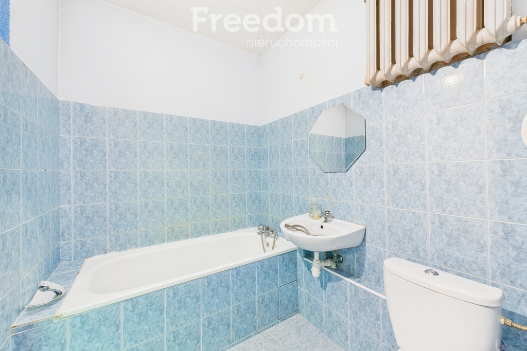 Elbląg FREEDOM NIERUCHOMOŚCISprzedam mieszkanie - Elbląg, Ogólna. Mieszkanie składa się z dwóch pokoi, kuchni,