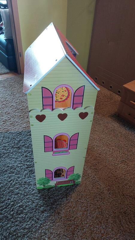 Elbląg Sprzedam drewniany, duży domek XXL wraz z akcesoriami. Stan bardzo dobry.