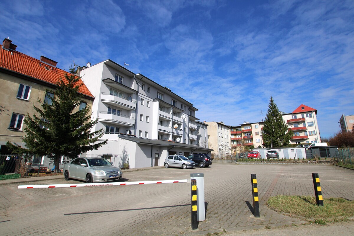 Elbląg NIERUCHOMOŚCI ANNA KRASZEWSKA&nbsp; Na sprzedaż mieszkanie 1-pokojowe, 39 m2&nbsp; I piętro&nbsp; ul.