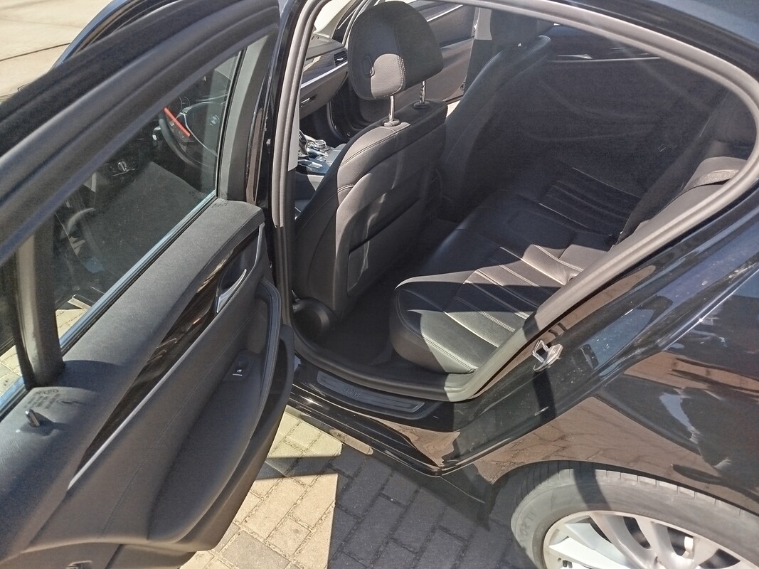 Elbląg Witam Posiadam na sprzedaż bardzo ładne BMW G30 w wersji Luxury line Limuzyna z oszczędnym dwulitrowym