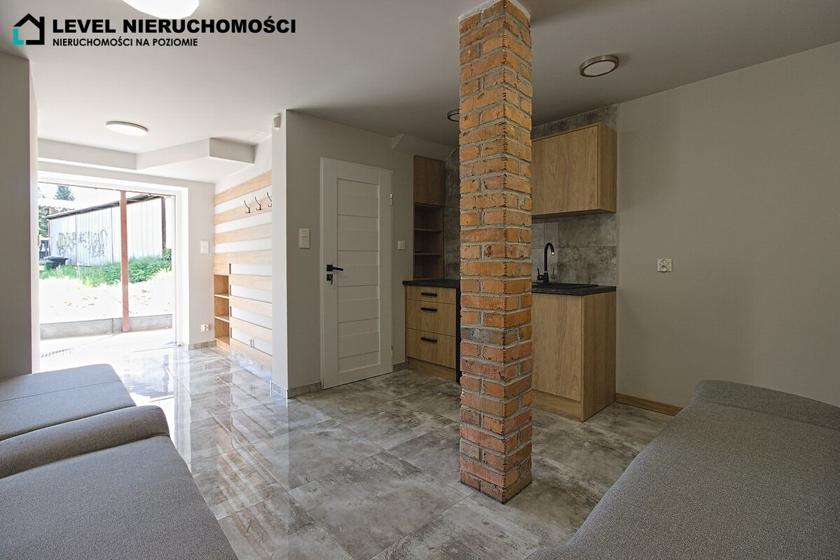 Elbląg   LEVEL NIERUCHOMOŚCI  Dom wielofunkcyjny w StegnieTrzy apartamenty94,63m2  NIERUCHOMOŚCI NA