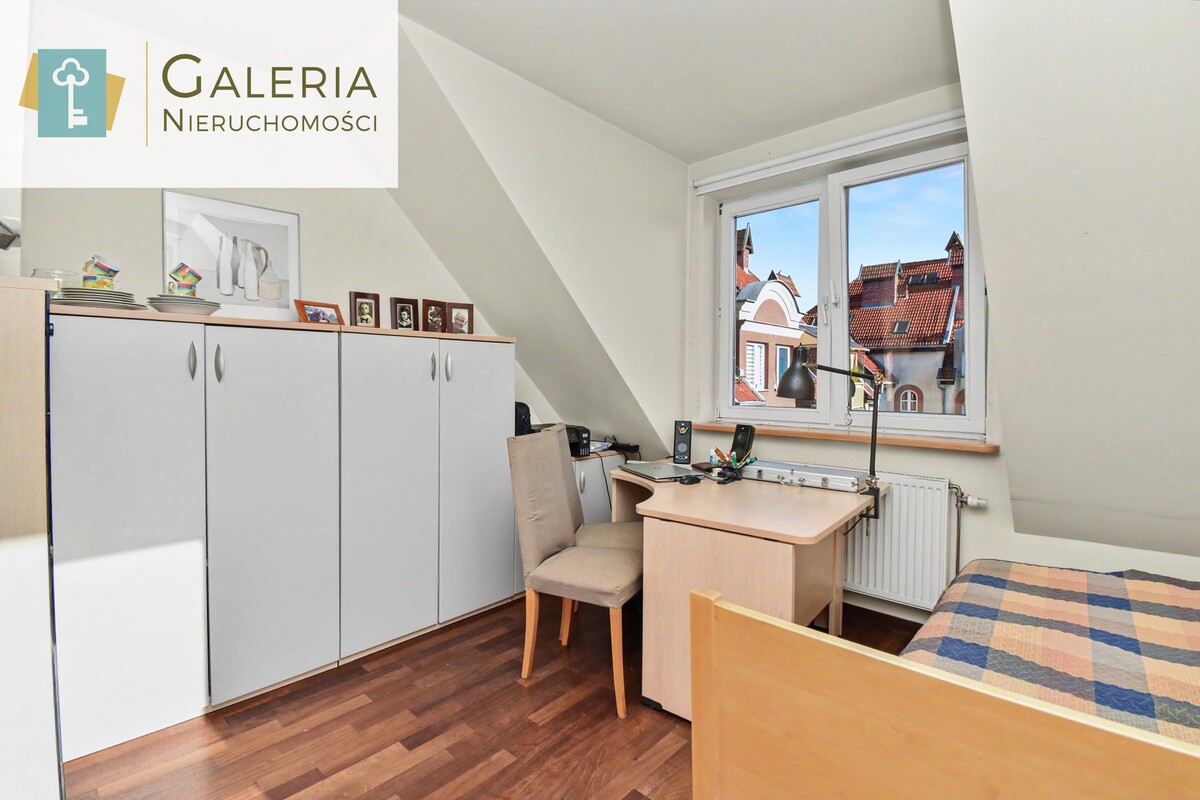 Elbląg GALERIA NIERUCHOMOŚCIZ pasji i miłości do nieruchomościNa sprzedaż: Dwa poziomy | 5 pokoi | 104m2ul.