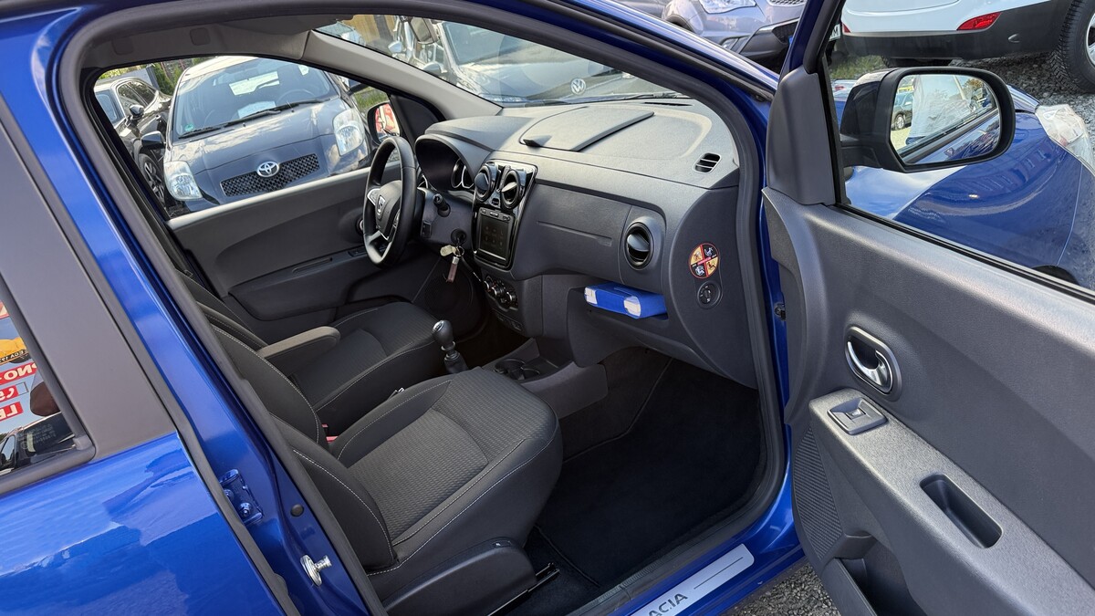 Elbląg Auto Leew LEWANDOWSKI Kupujemy i Sprzedajemy tylko dobre auta Za auta z Polskiego Salonu Płacimy Najwięcej