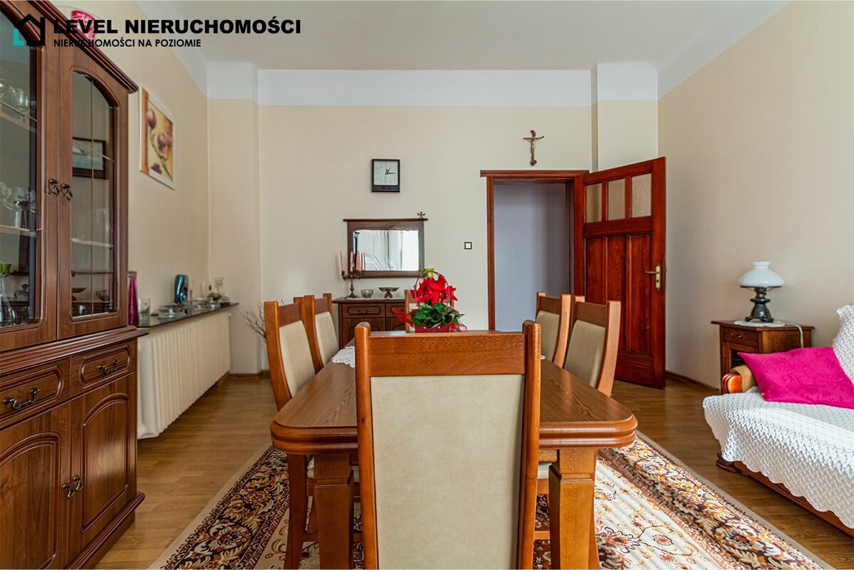 Elbląg LEVEL NIERUCHOMOŚCI Przestrzenne mieszkanie w kamienicy, aleja Grunwaldzka, Elbląg NIERUCHOMOŚCI NA