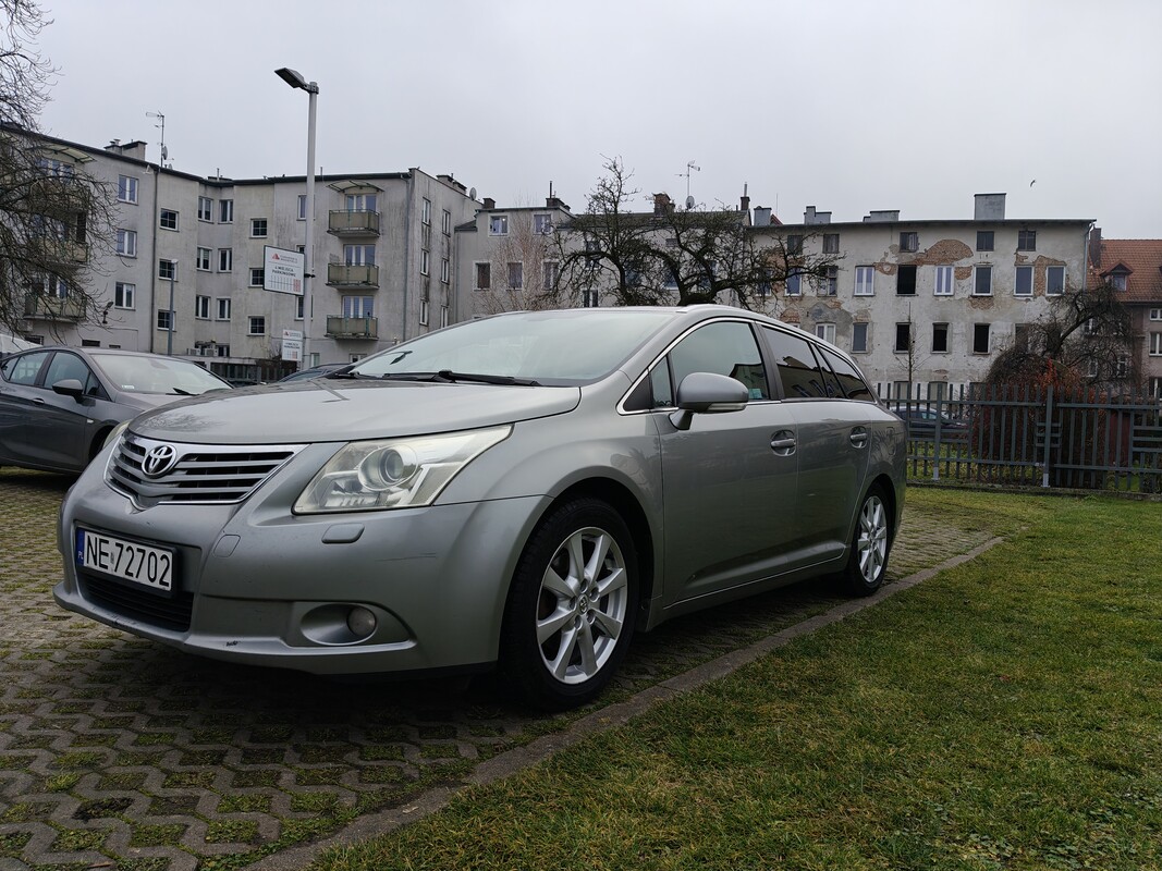 Elbląg Sprzedam Toyota Avensis T27,1 właściciel od nowości. Benzyna, serwisowany na bieżąco. Nowe opony wielosezonowe.