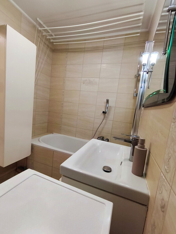 Elbląg Przestronne, umeblowane mieszkanie 3-pokojowe – 63 m², duży balkon i piwnica | Elbląg