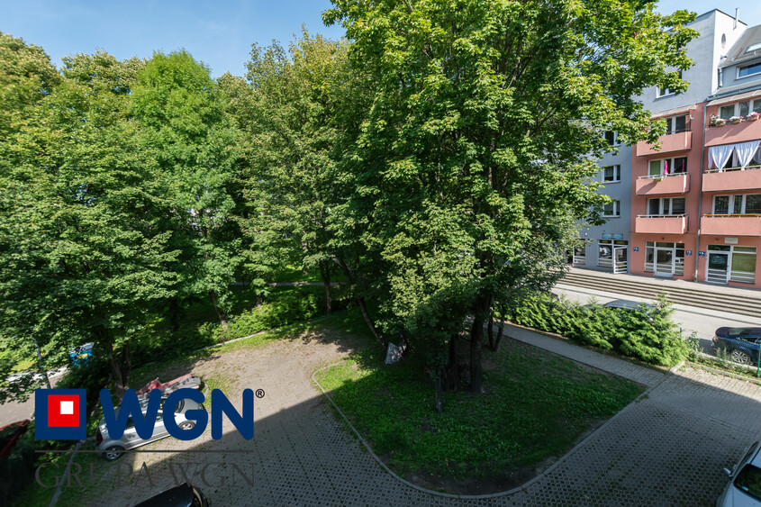 Elbląg WGN Nieruchomości oddział Elbląg prezentuje mieszkanie w centrum miasta na 2 piętrze, o powierzchni 76m2,z