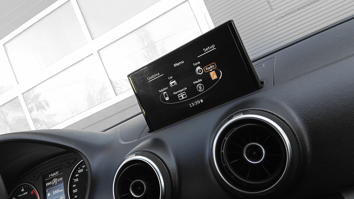 Elbląg AUDI A3 SPORTBACKS-tronic