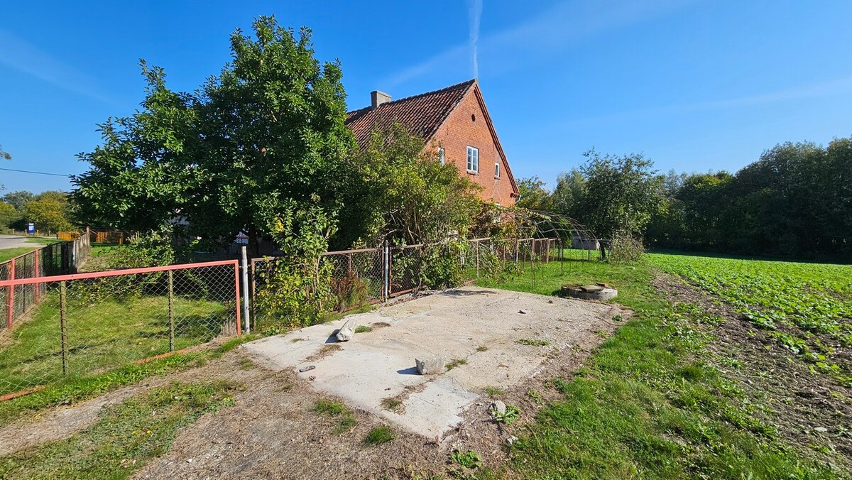 Elbląg BIURO NIERUCHOMOŚCISZULC& SZULCDom - Nowa Wieś, gmina PasłękPowierzchnia domu: 120 m2Powierzchnia działki