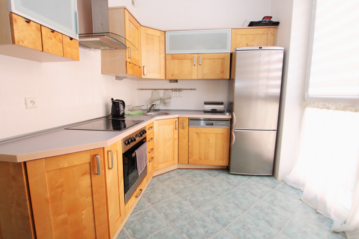 Elbląg NIERUCHOMOŚCI ANNA KRASZEWSKA Mieszkanie 3-pokojowe na Starym Mieście, ok.65 metrów ul. Stary