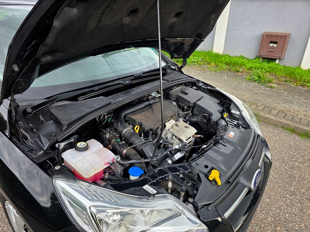 Elbląg Ford Focus, benzyna, 2013 rok - bardzo dobrze wyposażone Ładne zadbane auto, wizualnie bardzo ładnie się