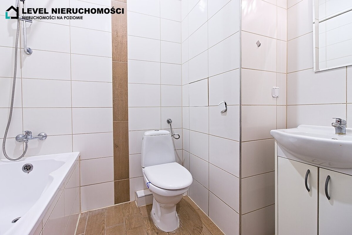 Elbląg LEVEL NIERUCHOMOŚCIDwa mieszkaniaI piętro 74,8m2ul. Hetmańska, ElblągNIERUCHOMOŚCI NA
