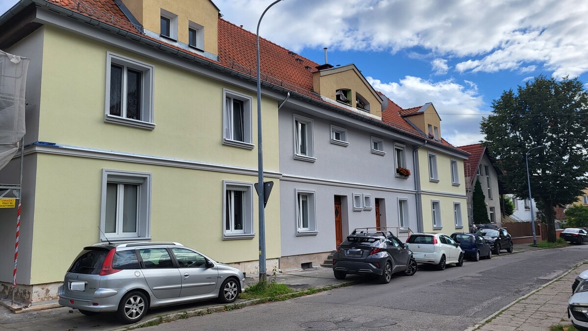 Elbląg KWADRAT NIERUCHOMOŚCIkawalerka z garderobąpo generalnym remonciekamienica w trakcie termomodernizacjiniskie