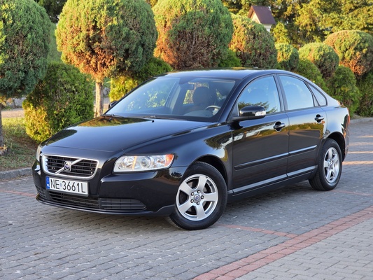 Elbląg Oferuję do sprzedaży Volvo S40 z 2007 roku &ndash; klasyczny sedan z niezawodnym silnikiem benzynowym 1.8 o