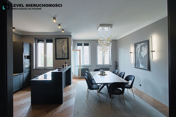 Elbląg LEVEL NIERUCHOMOŚCI&nbsp; Mieszkane dwupoziomowe na starówceul. Mostowa107,74 m2&nbsp; NIERUCHOMOŚCI NA