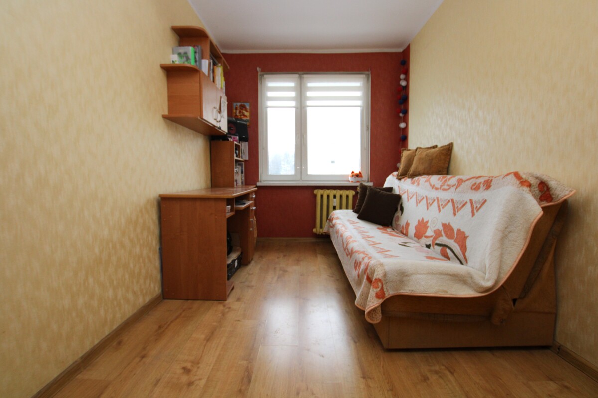 Elbląg NIERUCHOMOŚCI ANNA KRASZEWSKA Mieszkanie 4-pokojowe na drugim piętrze w blokuz zasobów SM,