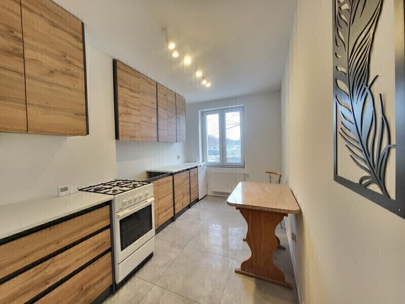 Elbląg AS NIERUCHOMOŚCI POLECAKLIMATYCZNE MIESZKANIE TRZYPOKOJOWEElbląg. ul. Świerkowa* Gotowe