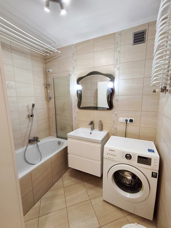 Elbląg Przestronne, umeblowane mieszkanie 3-pokojowe – 63 m², duży balkon i piwnica | Elbląg