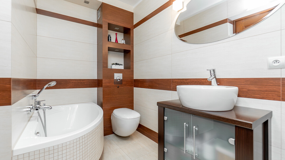 Elbląg TO MY SPRZEDAJEMYNIERUCHOMOŚCI W TYM MIEŚCIEBIURO NIERUCHOMOŚCIAMERICAN HOMEFOR SALE - 2 POKOJE - CENTRUM